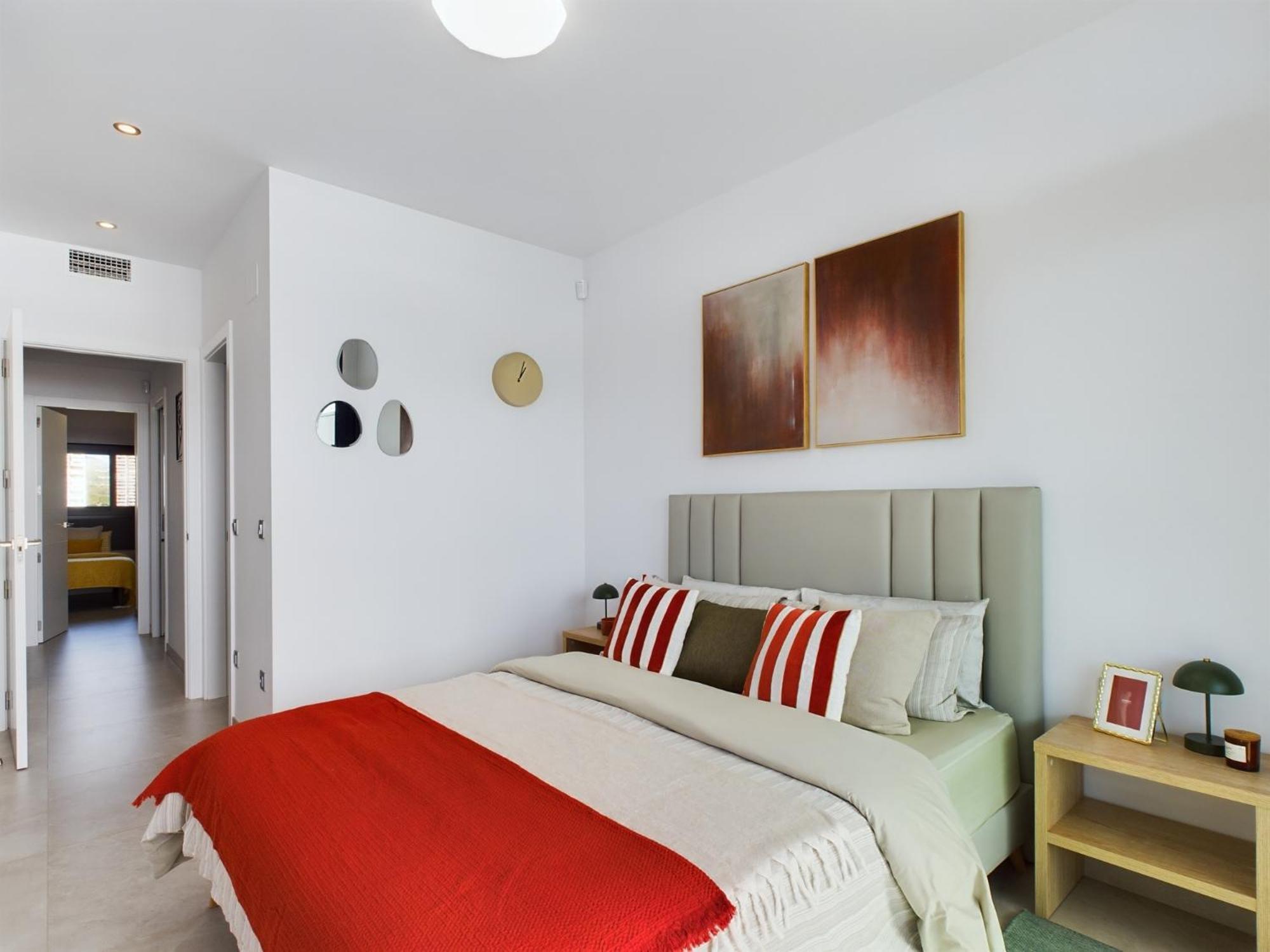 Sunset Cliffs Yellow Apartment *